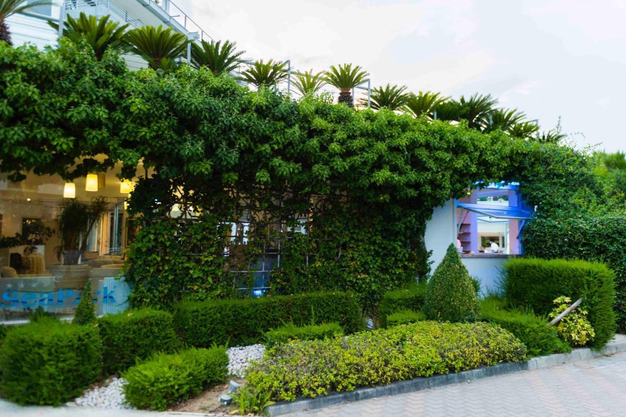 Seapark Spa Resort Giulianova Exterior foto