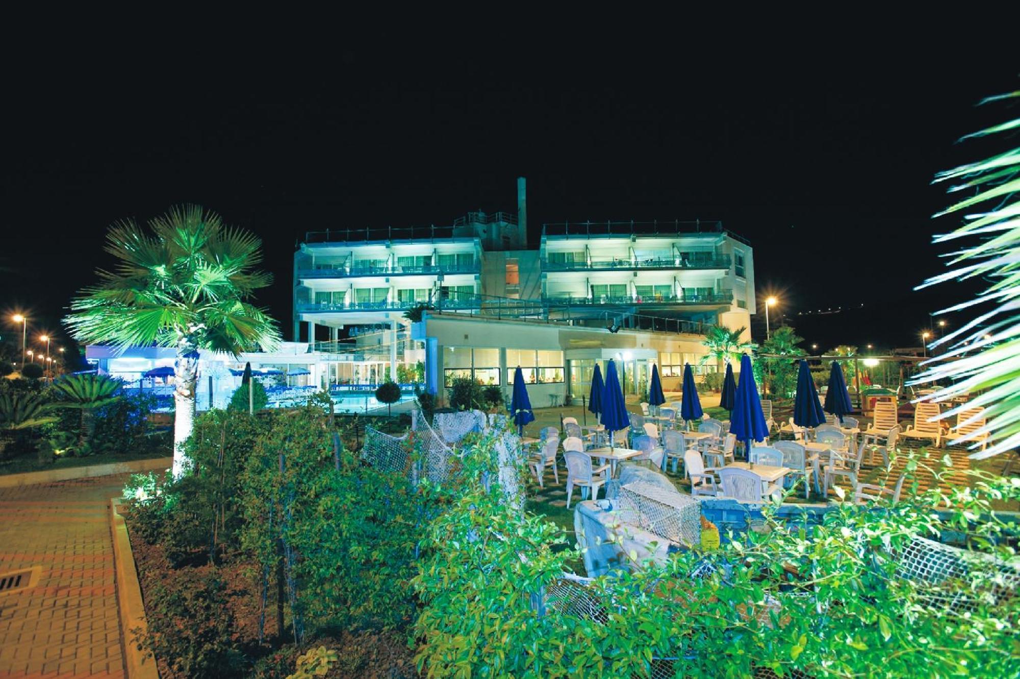 Seapark Spa Resort Giulianova Exterior foto